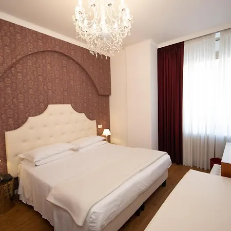 Boutique Re Enzo 4*