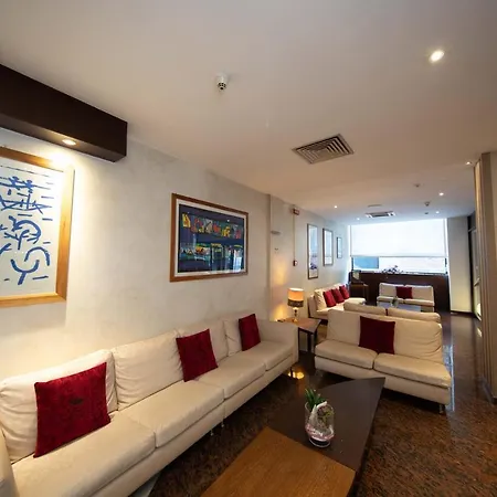 Boutique Re Enzo 4*