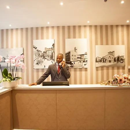 Boutique Re Enzo Hotel