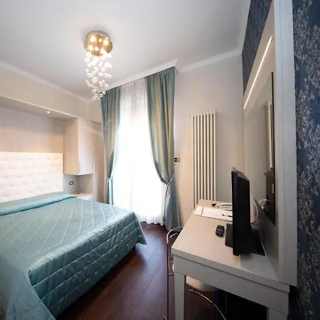 Boutique Re Enzo 4*