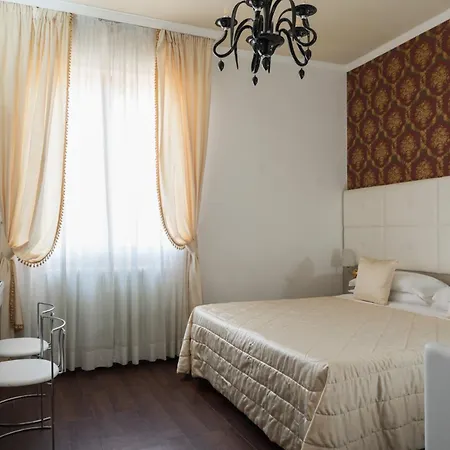 Hotel Boutique Re Enzo