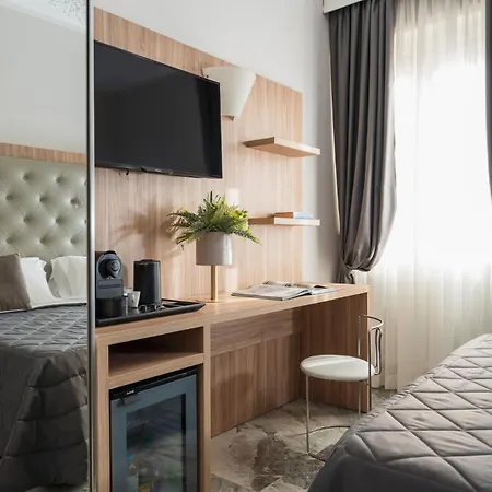 Hotel Boutique Re Enzo 4*